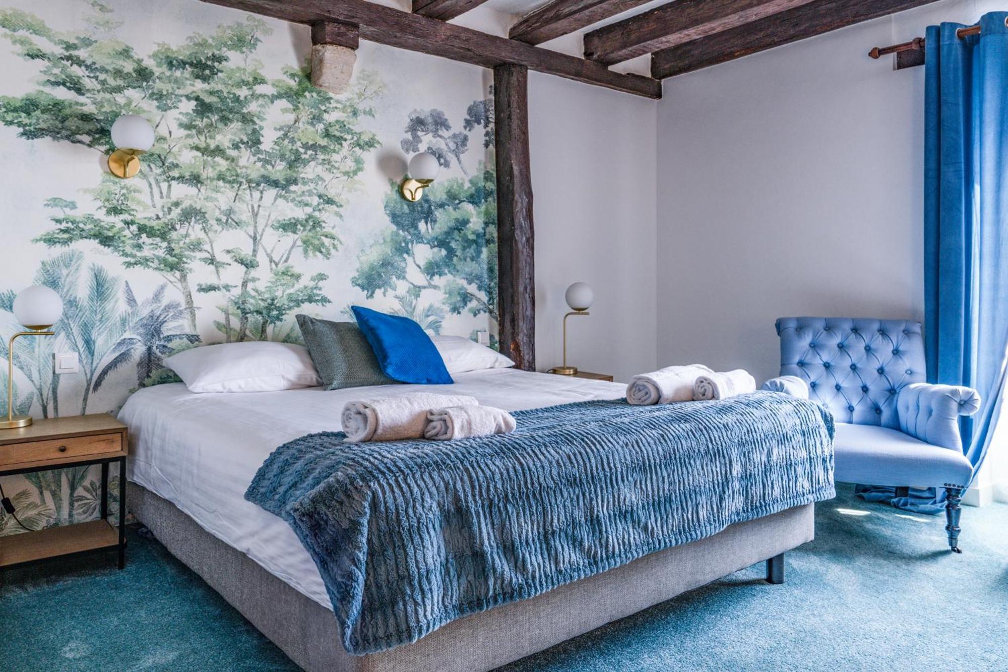The Originals Boutique, Hotel Le George , لوش المظهر الخارجي الصورة
