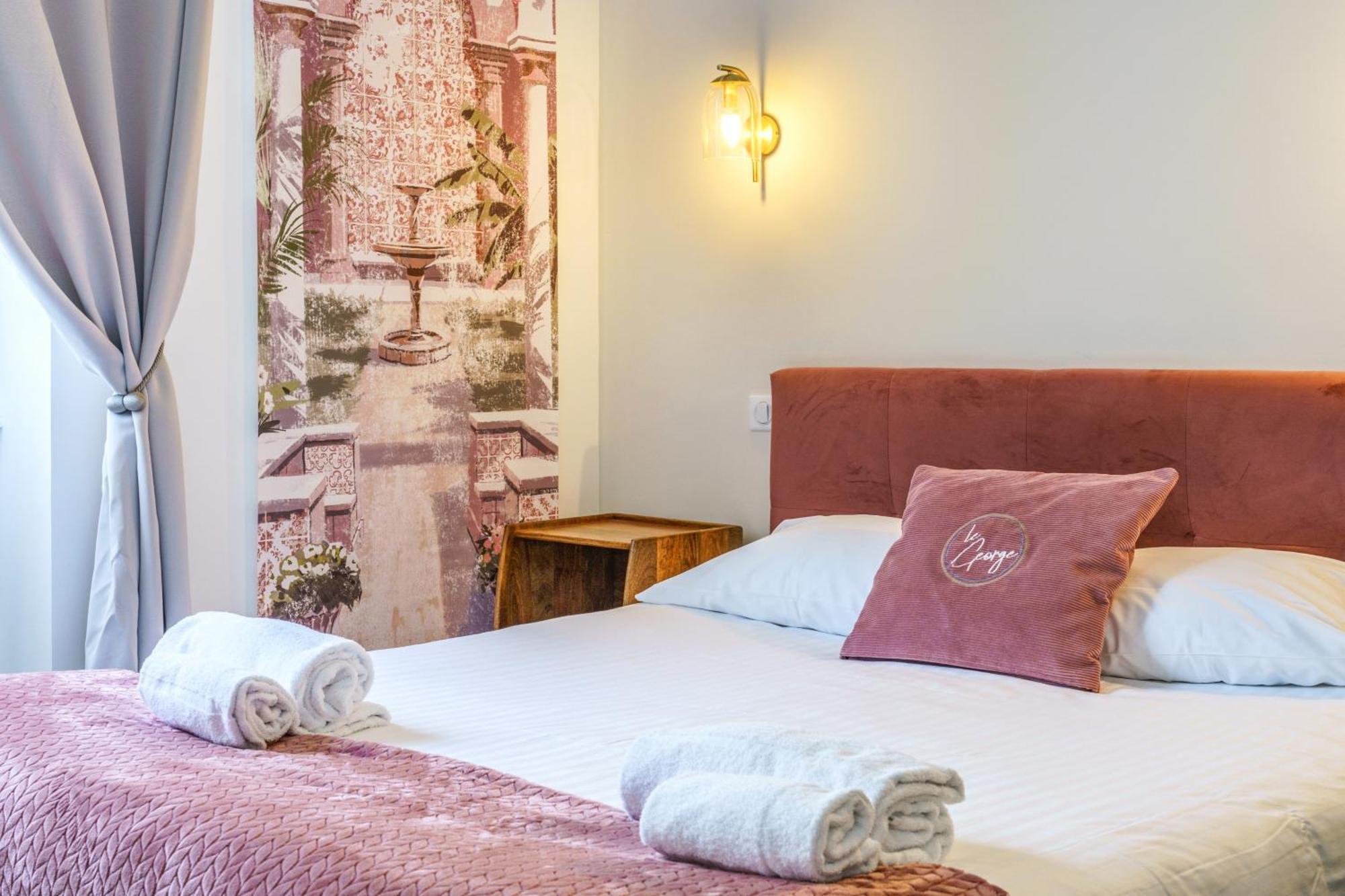 The Originals Boutique, Hotel Le George , لوش المظهر الخارجي الصورة